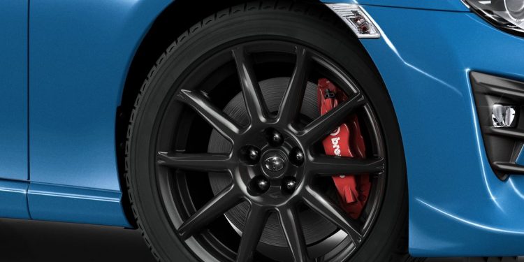 Toyota GT86 Black Touch Edition chega a Portugal em Setembro! 13