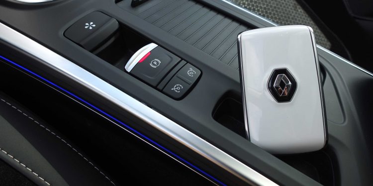 Renault Mégane Grand Coupe Executive 1.2 tCe: Elegância inovadora! 62