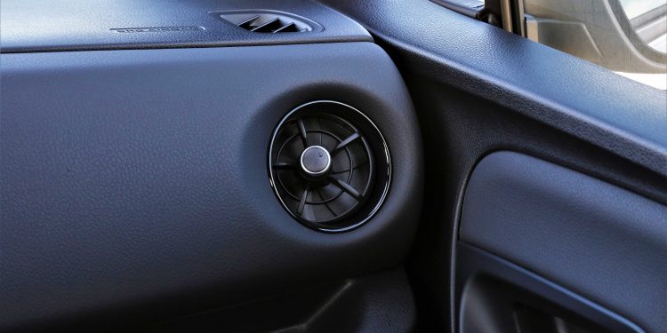 Toyota Yaris 1.5 GSPORT: Introdução GRMN! 36