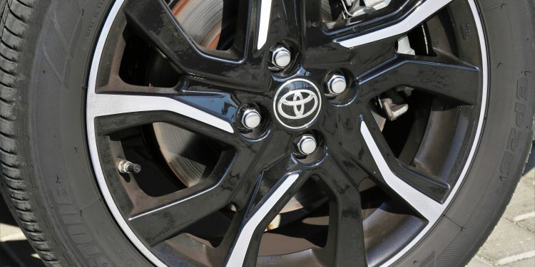 Toyota Yaris 1.5 GSPORT: Introdução GRMN! 24