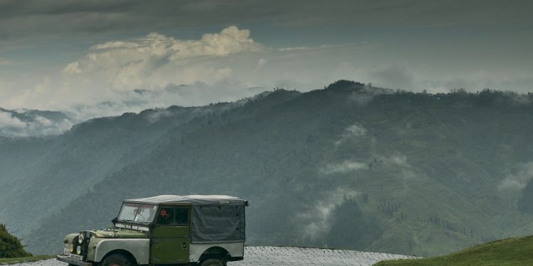 Esta pequena Vila do Himalaias tem uma frota de Land Rover Defender! 18 Esta pequena Vila do Himalaias tem uma frota de Land Rover Defender! 18