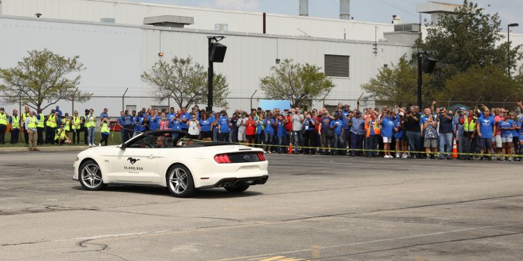 Já foram produzidos 10 milhões de Ford Mustang! 27