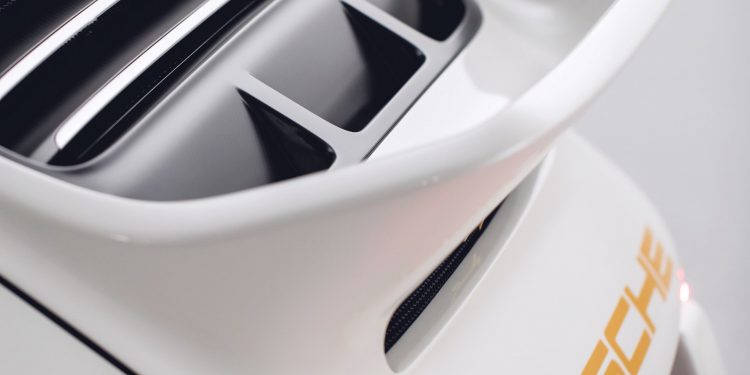 Singer leva Porsche 911 DLS a Pebble Beach! 19