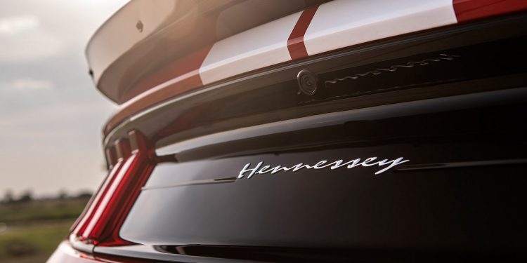 Hennessey celebra o automóvel 10.000 com um Ford Mustang de 800cv! 30