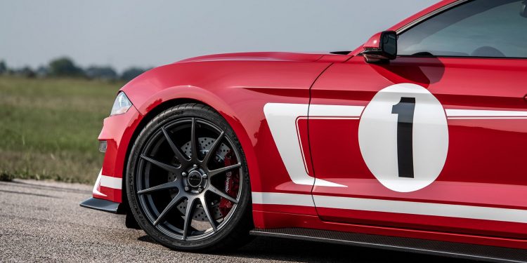 Hennessey celebra o automóvel 10.000 com um Ford Mustang de 800cv! 21