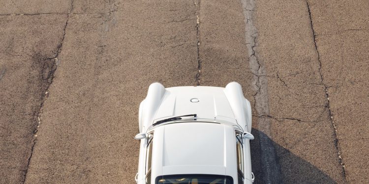 Singer leva Porsche 911 DLS a Pebble Beach! 88