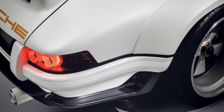 Singer leva Porsche 911 DLS a Pebble Beach! 85