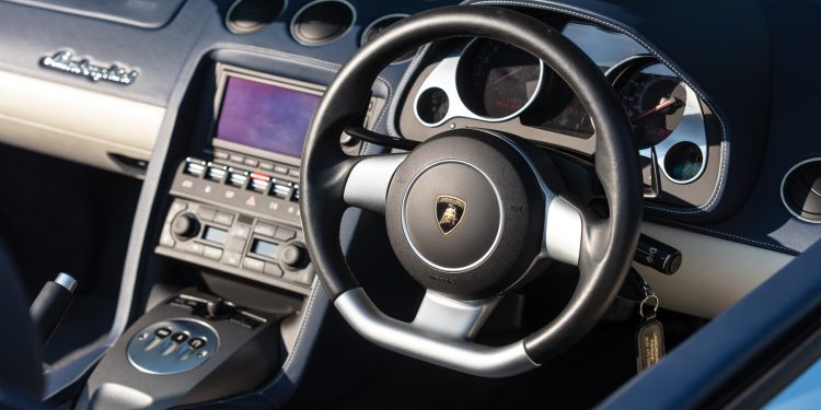 Lamborghini Gallardo de Rod Stewart vai a leilão! 13