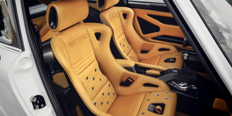 Singer leva Porsche 911 DLS a Pebble Beach! 81