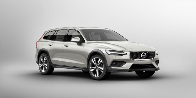Esta é a nova Volvo V60 Cross Country! 26