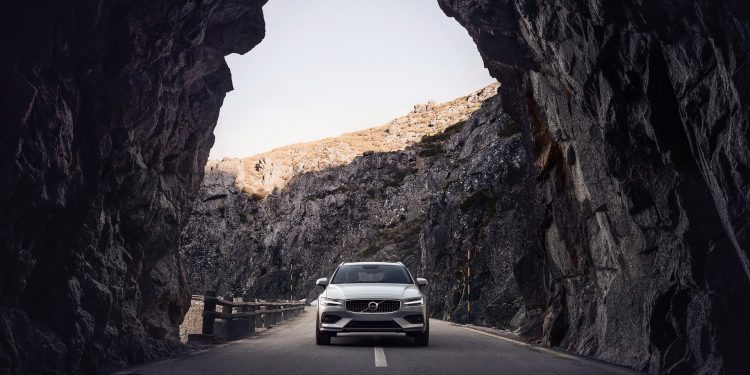 Esta é a nova Volvo V60 Cross Country! 37