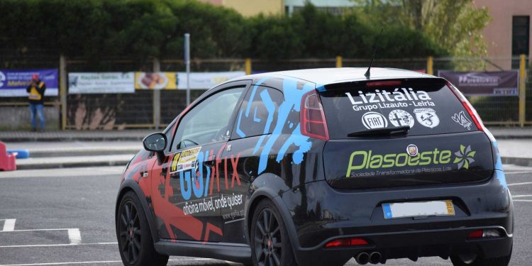 Marcelo Design: O local ideal para se decorar um automóvel de corrida, e não só! 14