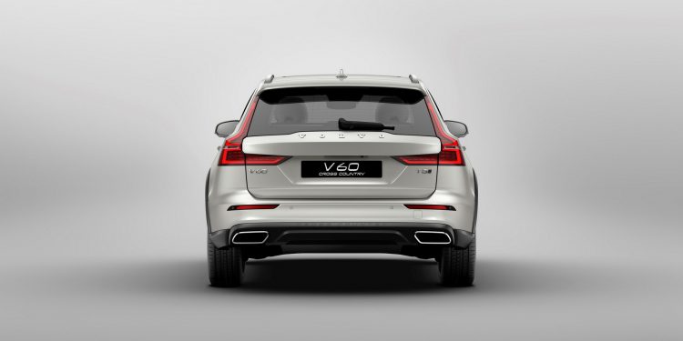Esta é a nova Volvo V60 Cross Country! 42