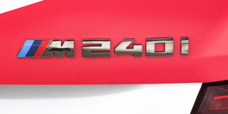 BMW M240i de competição recebe upgrades! 18