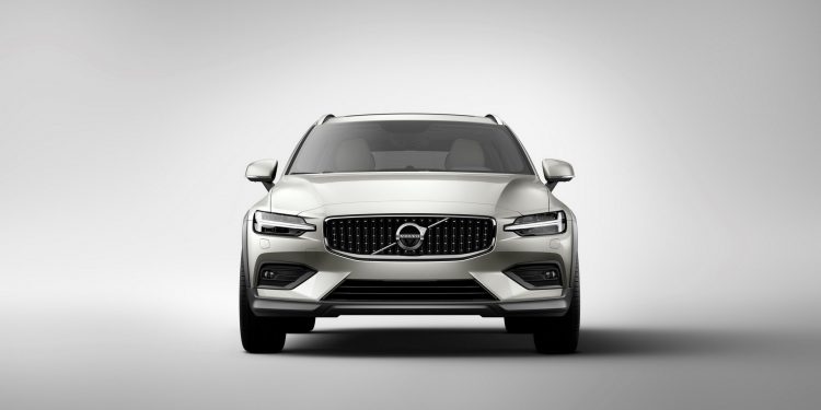 Esta é a nova Volvo V60 Cross Country! 31