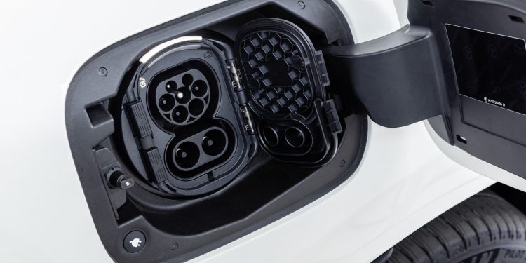 Depois do EQC aguardam-se mais 9 automóveis eléctricos na gama Mercedes! 15