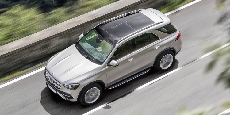 Mercedes GLE revelado com novo design e mais tecnologia! 24