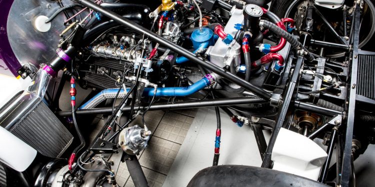 Este Jaguar XJR-11 Grupo C é a peça de Museu que queríamos na garagem! 19