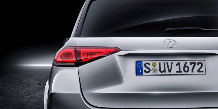 Mercedes GLE revelado com novo design e mais tecnologia! 31