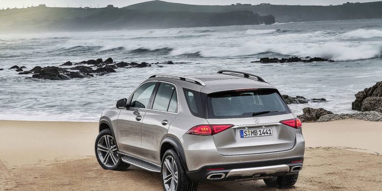 Mercedes GLE revelado com novo design e mais tecnologia! 32