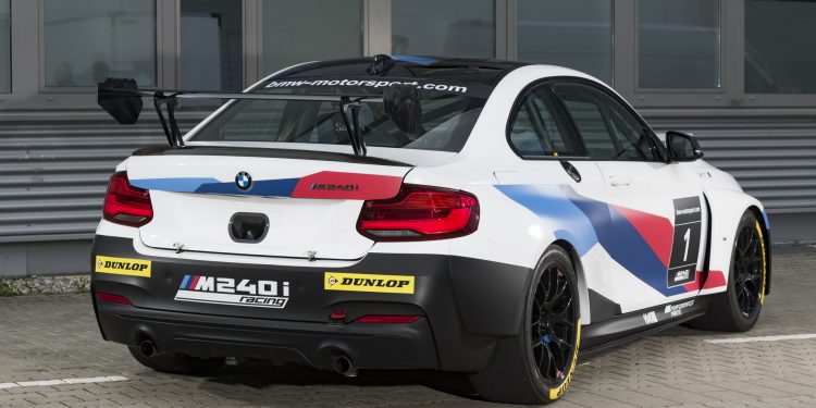 BMW M240i de competição recebe upgrades! 15