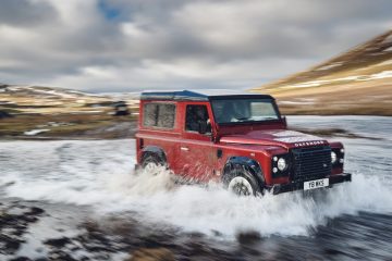 Novo Land Rover Defender chega com novas versões e várias novidades! 24