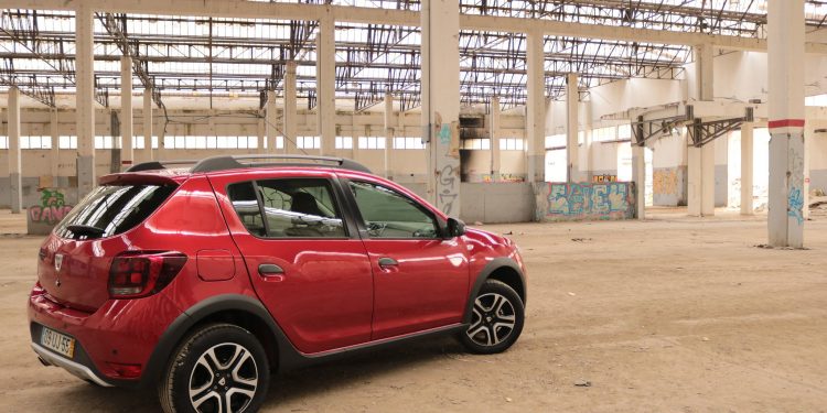 Dacia Sandero StepWay tCe 90: As aventuras não têm de ser dispendiosas! 49 Dacia Sandero StepWay tCe 90: As aventuras não têm de ser dispendiosas! 49