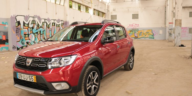 Dacia Sandero StepWay tCe 90: As aventuras não têm de ser dispendiosas! 59 Dacia Sandero StepWay tCe 90: As aventuras não têm de ser dispendiosas! 59
