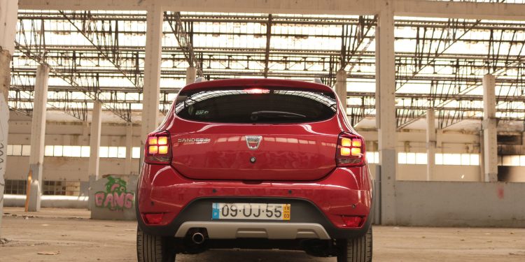 Dacia Sandero StepWay tCe 90: As aventuras não têm de ser dispendiosas! 30 Dacia Sandero StepWay tCe 90: As aventuras não têm de ser dispendiosas! 30