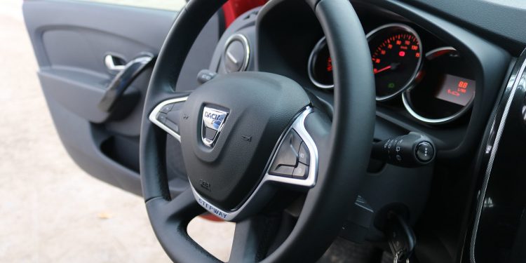 Dacia Sandero StepWay tCe 90: As aventuras não têm de ser dispendiosas! 25 Dacia Sandero StepWay tCe 90: As aventuras não têm de ser dispendiosas! 25