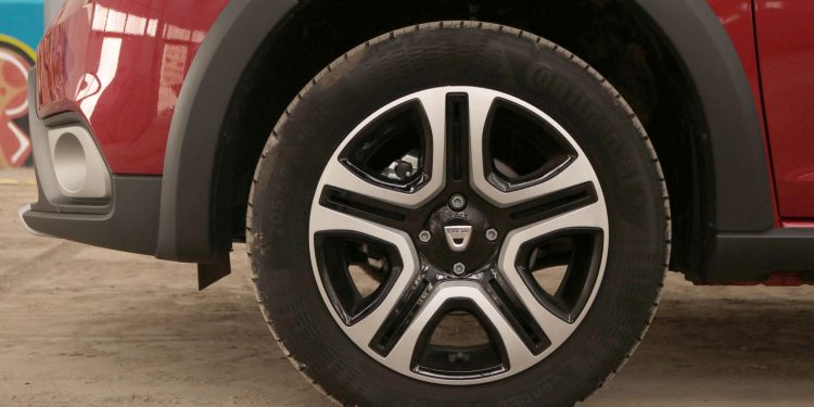 Dacia Sandero StepWay tCe 90: As aventuras não têm de ser dispendiosas! 55 Dacia Sandero StepWay tCe 90: As aventuras não têm de ser dispendiosas! 55