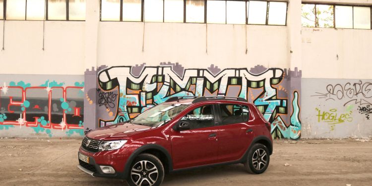 Dacia Sandero StepWay tCe 90: As aventuras não têm de ser dispendiosas! 56 Dacia Sandero StepWay tCe 90: As aventuras não têm de ser dispendiosas! 56