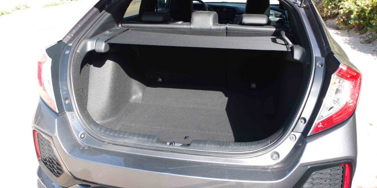 Honda Civic 1.6 I-DTEC Hatchback: Dinâmico e comedido! 24