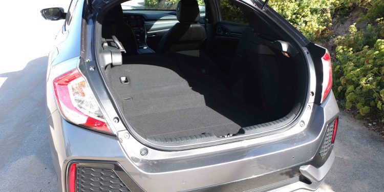 Honda Civic 1.6 I-DTEC Hatchback: Dinâmico e comedido! 23