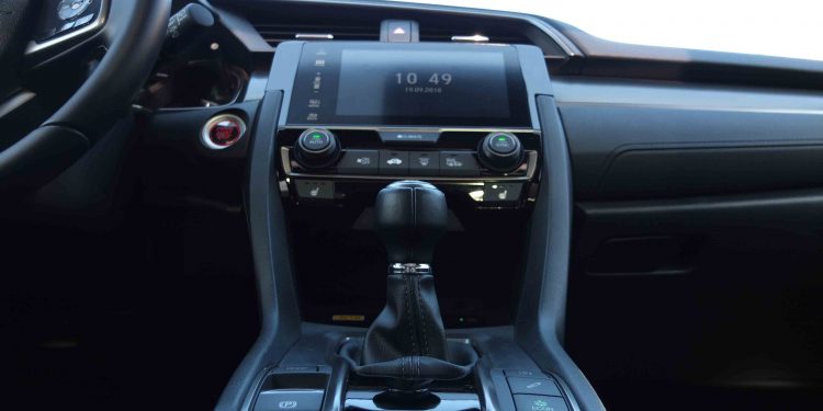 Honda Civic 1.6 I-DTEC Hatchback: Dinâmico e comedido! 52