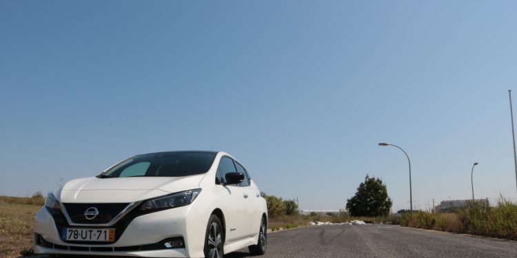 Ensaio Nissan Leaf N-Connecta: Um futuro de tecnologias! (Video) 28