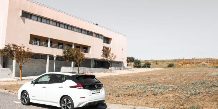 Ensaio Nissan Leaf N-Connecta: Um futuro de tecnologias! (Video) 27