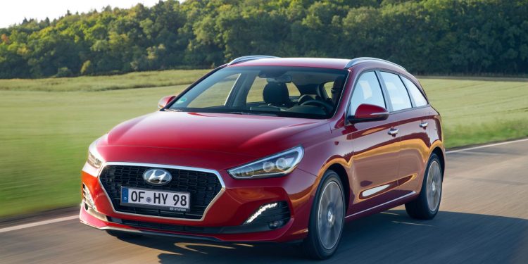 Hyundai i30 e i30 SW recebem novos diesel e actualizações no design em 2019! 19