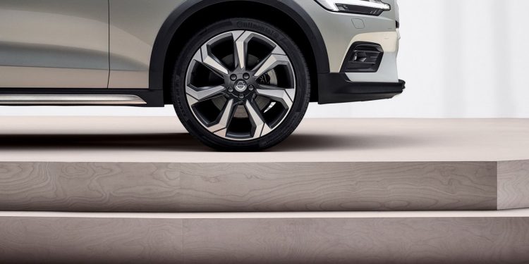 Esta é a nova Volvo V60 Cross Country! 21