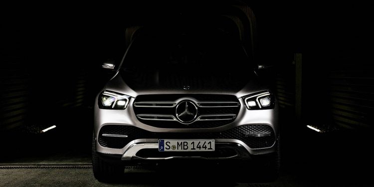 Mercedes GLE revelado com novo design e mais tecnologia! 70