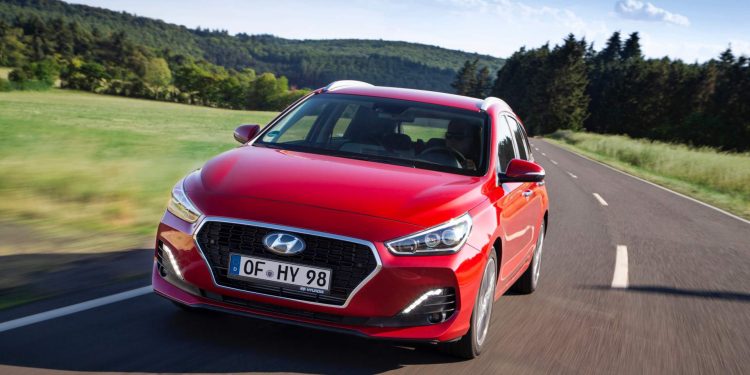 Hyundai i30 e i30 SW recebem novos diesel e actualizações no design em 2019! 13