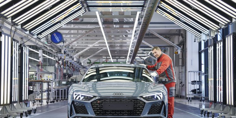 Audi R8 revelado mais atraente e mais rápido que nunca! 23