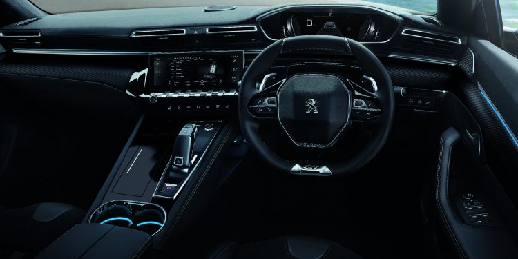 Peugeot 508 SW First Edition aparece no salão de Paris! 21