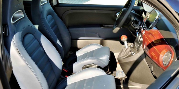 Abarth 695 Rivale: Requinte e Performance! 49