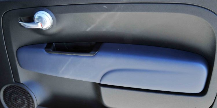 Abarth 695 Rivale: Requinte e Performance! 44