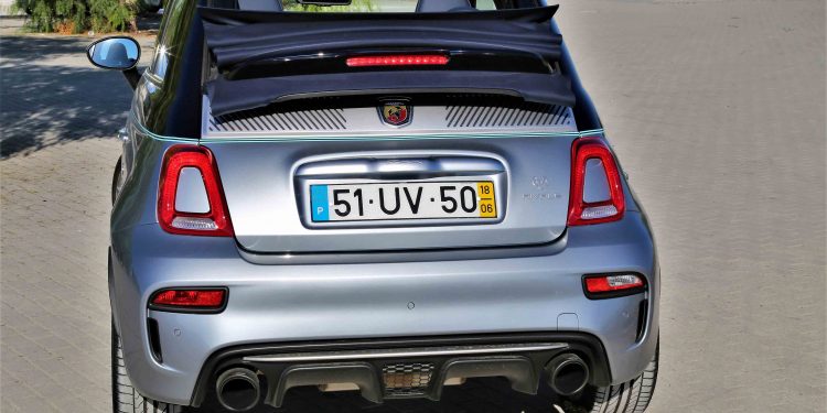 Abarth 695 Rivale: Requinte e Performance! 58
