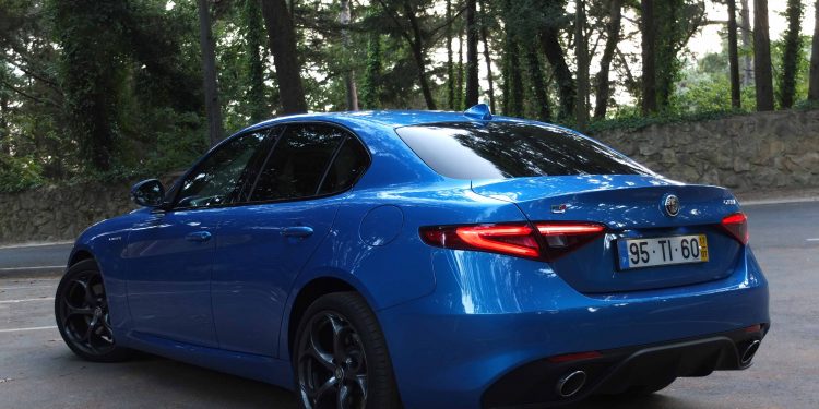 Alfa Romeo Giulia Veloce 2.2 JTDM 210CV: Insano Romance! 49