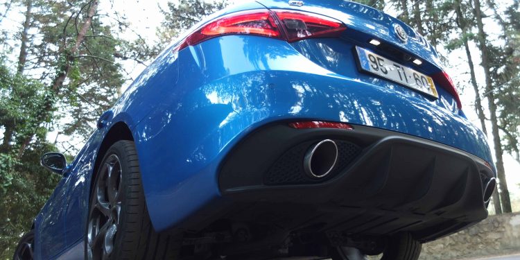 Alfa Romeo Giulia Veloce 2.2 JTDM 210CV: Insano Romance! 52