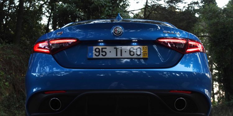 Alfa Romeo Giulia Veloce 2.2 JTDM 210CV: Insano Romance! 54