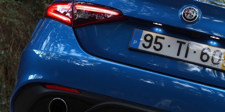 Alfa Romeo Giulia Veloce 2.2 JTDM 210CV: Insano Romance! 45